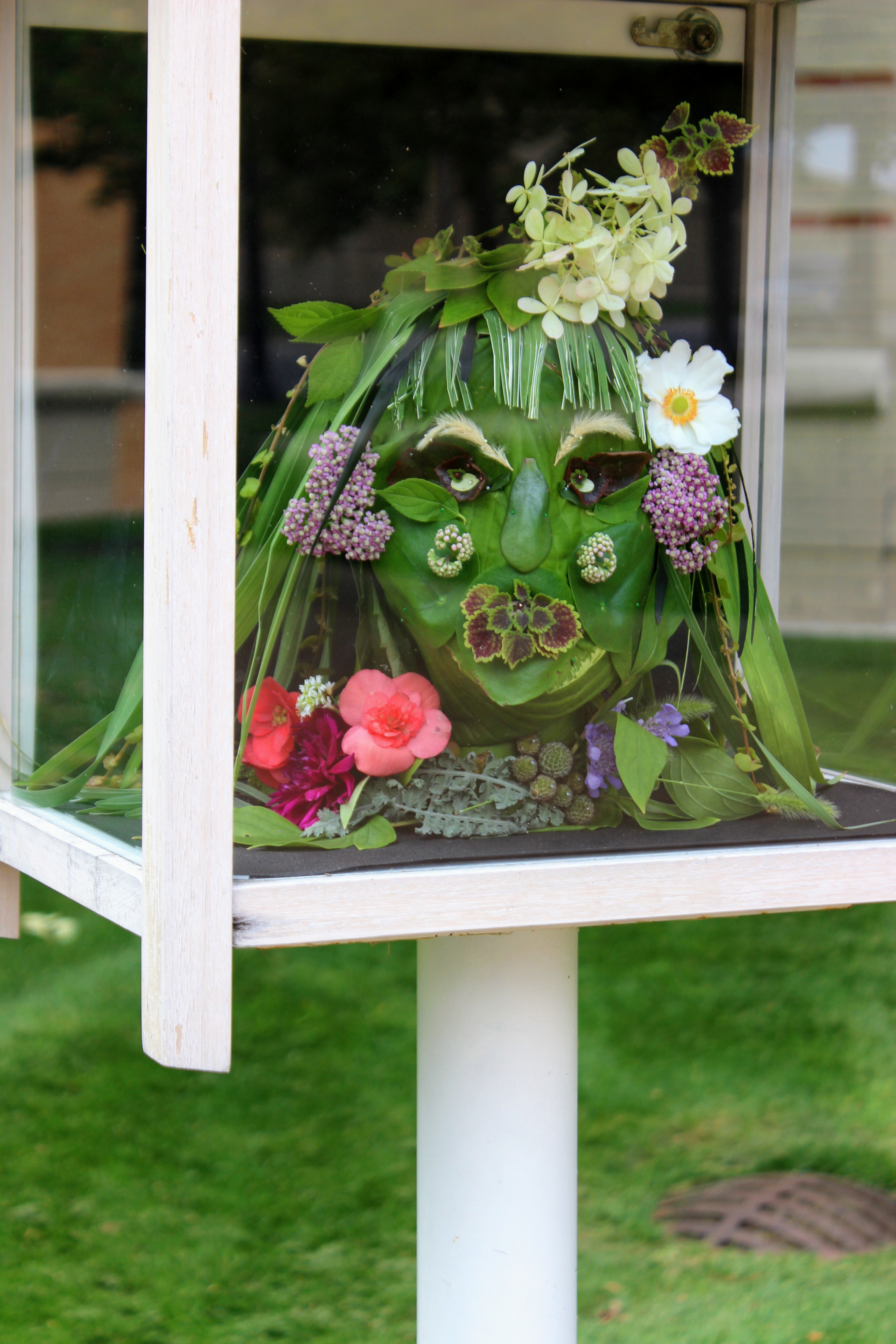 ephemeral nature: self-portrait